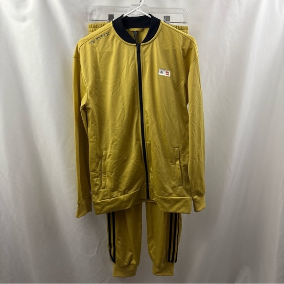 Adidas LEGO Big Youth  Tracksuit Size XL NWT Gold Black - Picture 1 of 15